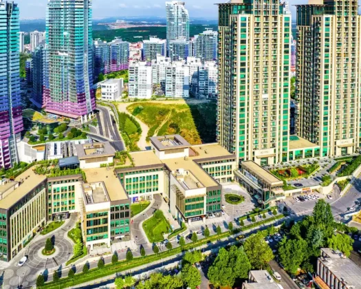 Maslak Eclipse Residence Urgent Empty Apartment for Sale | 3+1 Luxury Apartment in Maslak Istanbul